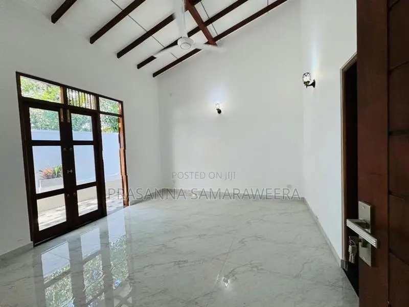 Spacious House Sale in piliyandalan