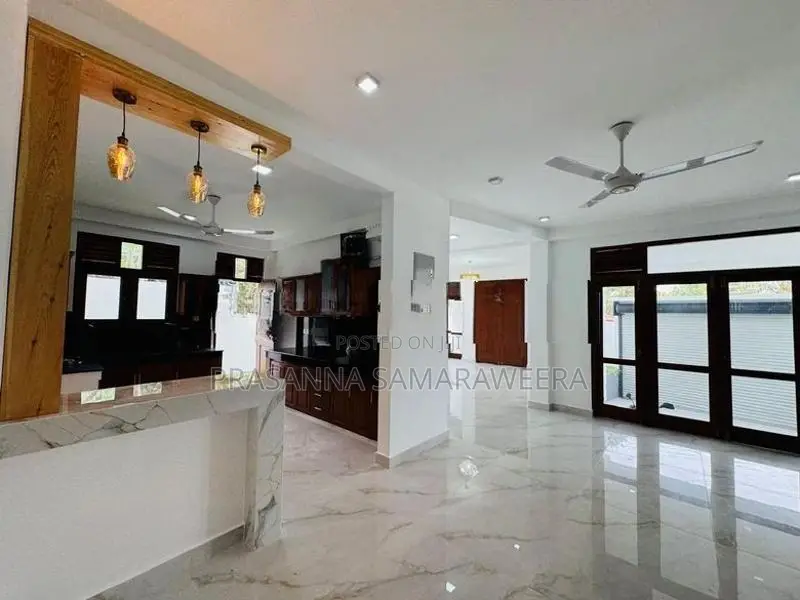 Modern brand new house at close to main bus road