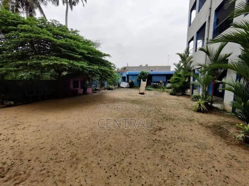 4 Storey Commercial Building for Rent Kandana (C7-8088)