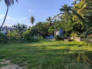 Land in Pannipitiya Weera Mw