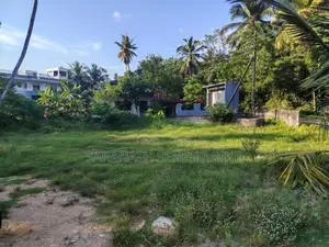 Land in Pannipitiya Weera Mw