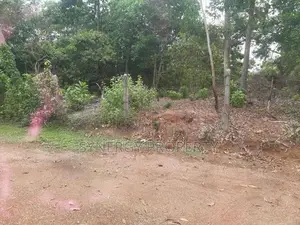 20 perch prime land plot for sale athurugiriya