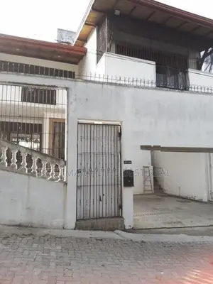 BATTARAMULLA : 5BR (5000sq.ft) RESIDENCE FOR RENT in Pelawatta