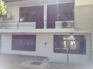 COLOMBO 07 : 7 AC BR EXCLUSIVE RESIDENCE FOR RENT