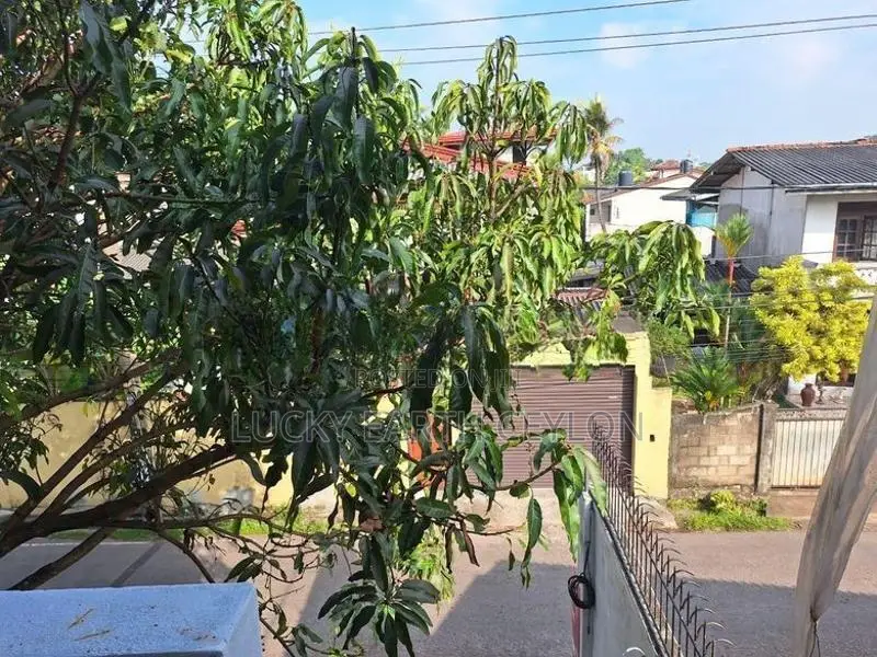 Boralesgamuwa, Semi Furnished, 2 Story Large House For Rent (NZM1122)
