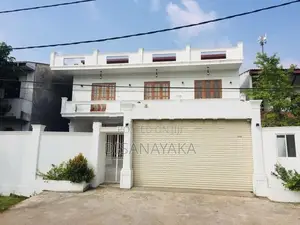 Two Storey House for Sale Battaramulla Pelawatta Ds159