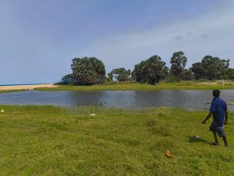 Mullativu Commercial Land for Sale ( Rls - 710 )