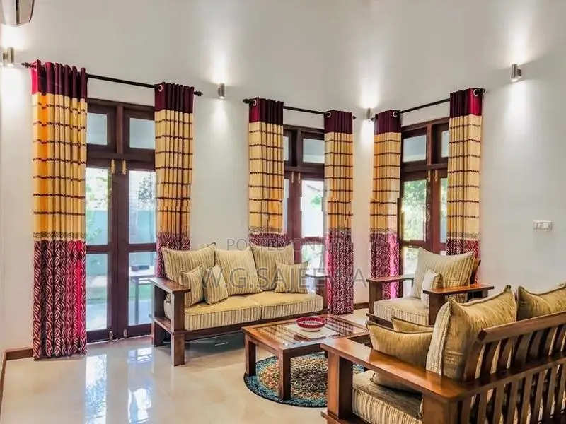 Luxury Villa House For Sale in Demanhandiya Negombo