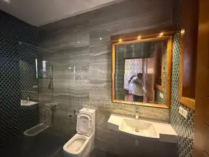 Super Luxury House for Sale in Jayanthipura, Battaramulla Ds48193