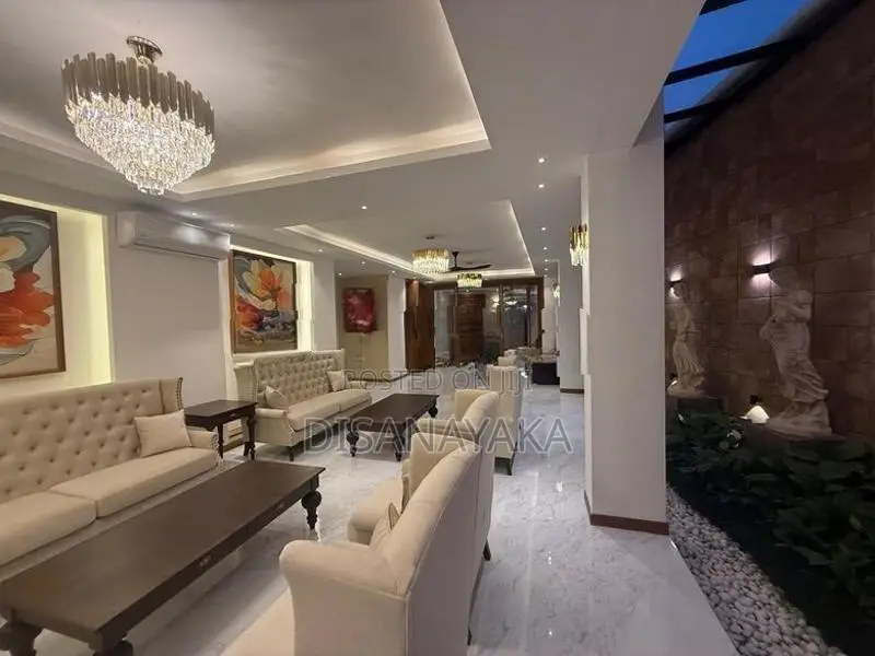 Super Luxury House for Sale in Jayanthipura, Battaramulla Ds48198
