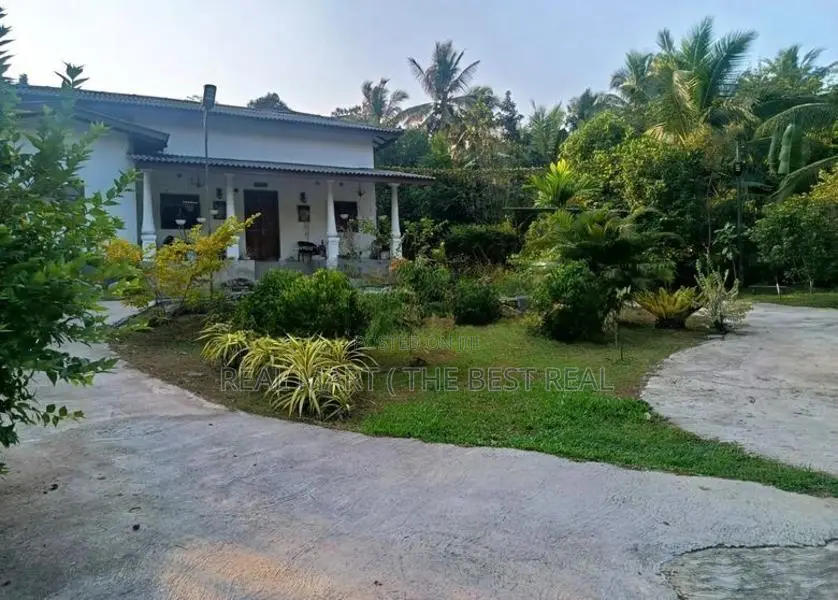 PANAGODA : 4BR (61.5P) Colonial HOUSE FOR SALE