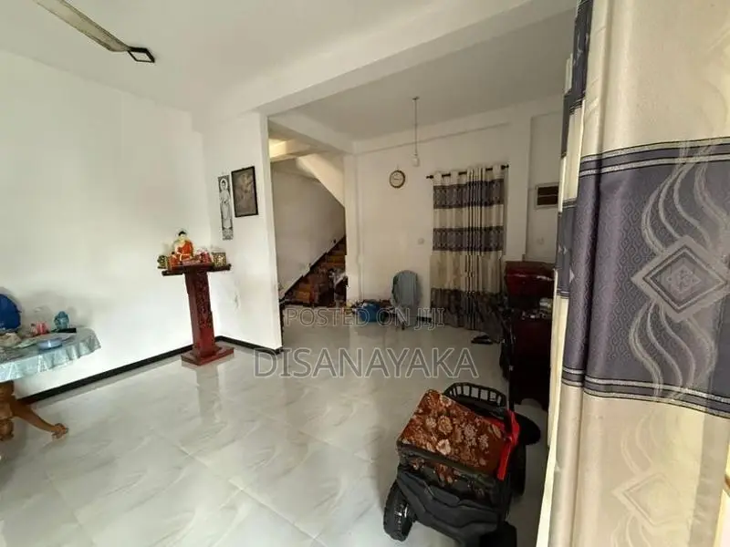 Two Storey House for Sale in Hokandara Ds5092