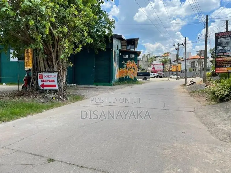 Super Land for Sale Thalawathugoda Ds30905