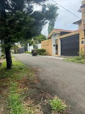Super Land for Sale in Nugegoda Ds30370