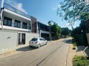 Super Luxury House for Sale in Battaramulla Ds5087