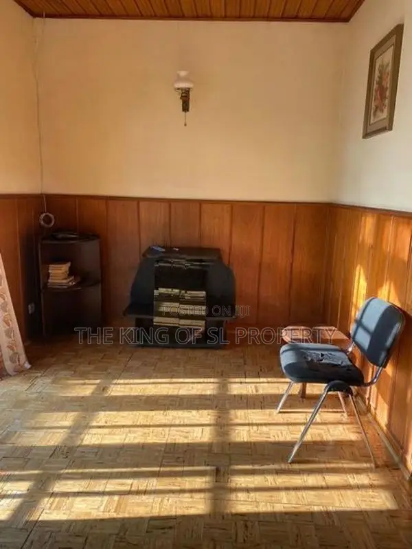 Villa for sale in Nuwara Eliya