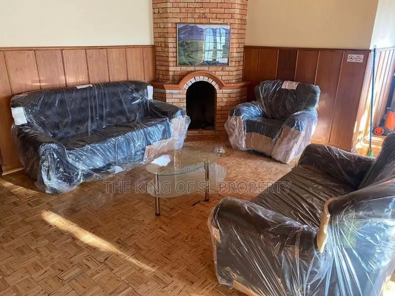 Villa for sale in Nuwara Eliya