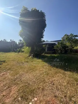 Land for sale in Rathmalana