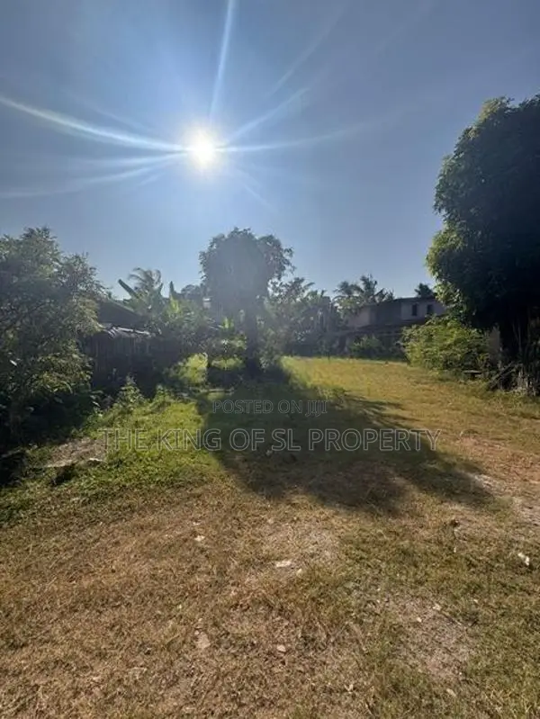 Land for sale in Rathmalana
