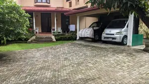 House for sale in Battaramulla