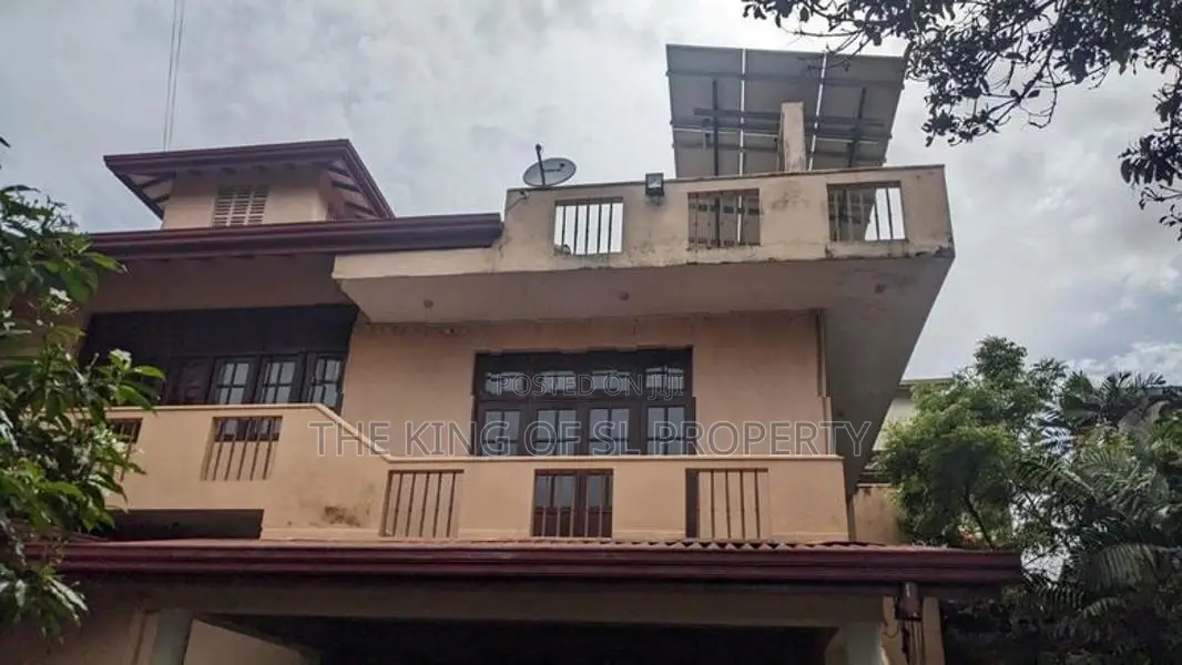 House for sale in Battaramulla