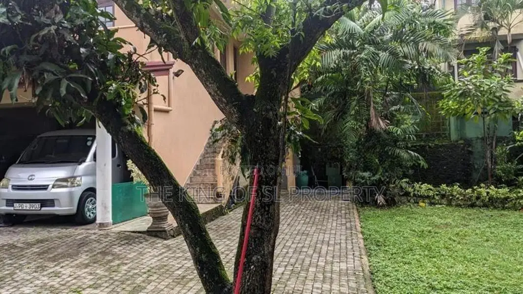 House for sale in Battaramulla