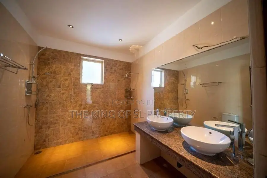 House for sale in Boralesgamuva