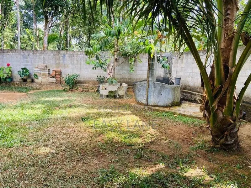 පස්යාල මල්හෑවෙන් අංගසම්පූර්ණ නිවසක්