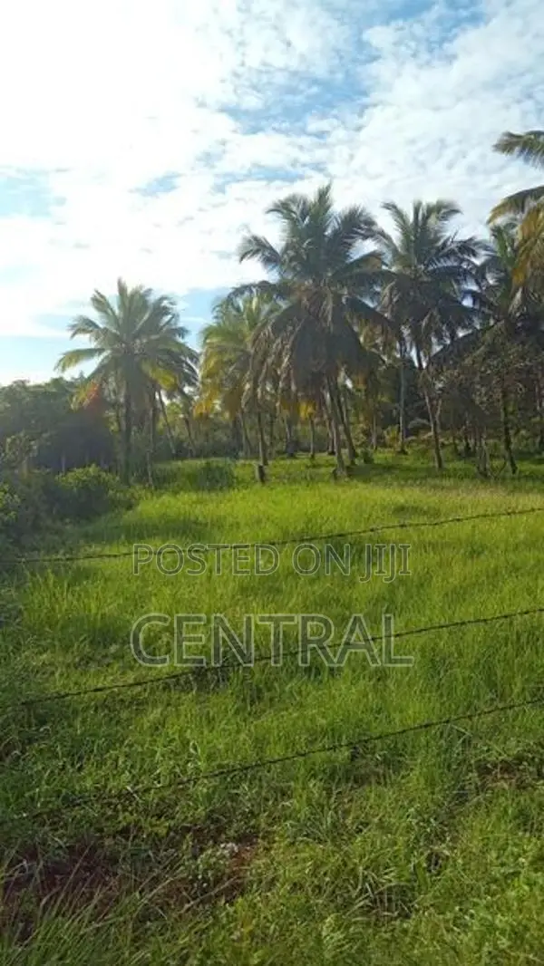 252 Perches Commercial land for sale in Kotugoda (C7-10010)