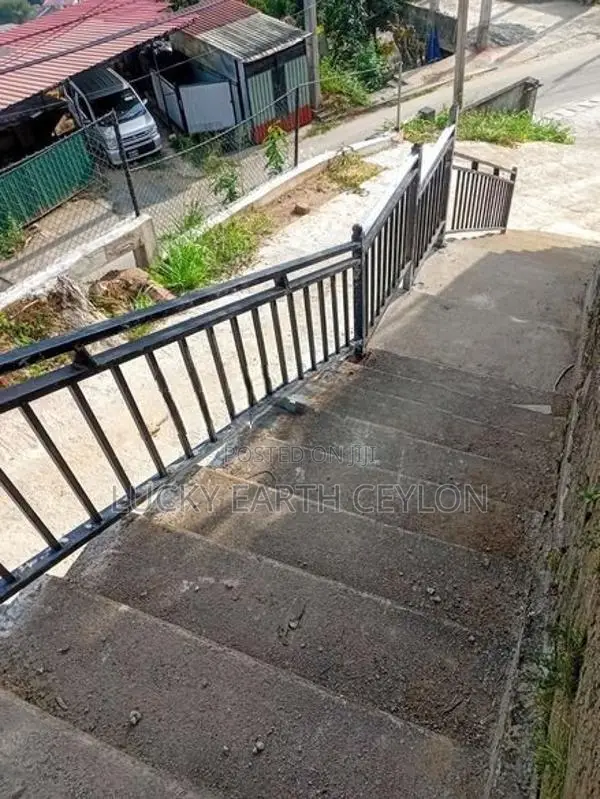 Sale, Kandy, Unfurnished 2 Story House For Sale (NZMS3064)