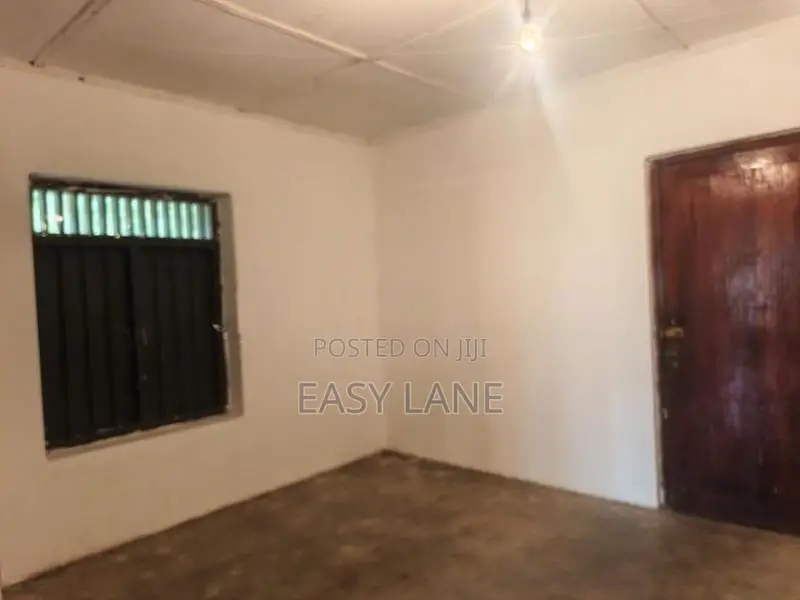 නුවර එලිය පාරට මුහුනලා වටිනා දේපලක්