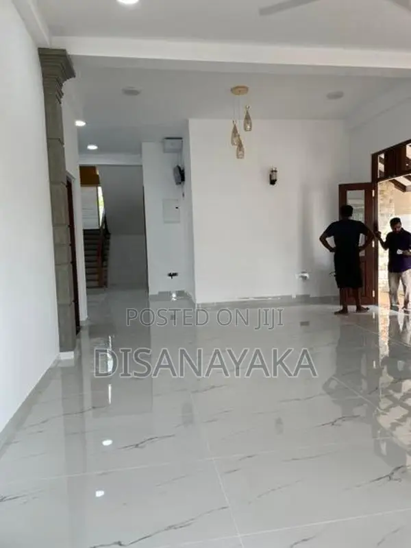 Super Luxury House for Sale in Malabe Ds67107