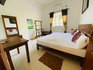 commercial building for sale in katharagama 44443