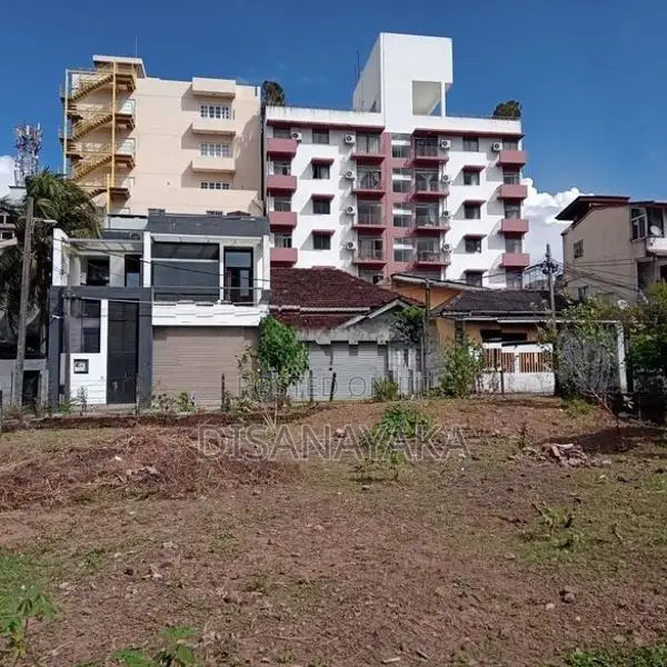super land for sale in colombo 9