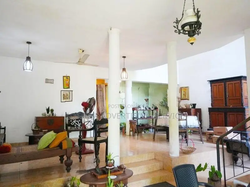 Spacious House with Annex for Sale in Thalahena - Malabe