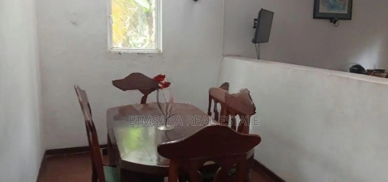 Two Storey 4BR House on 10P Land for Sale in Arangala | SH11203