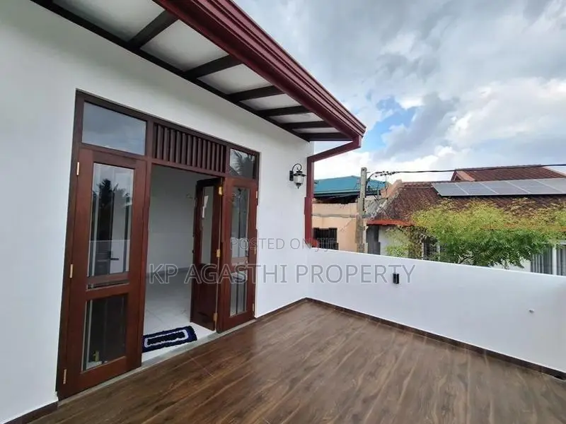 modern luxury house for sale in malabe