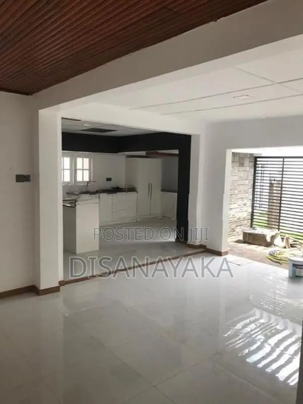 House for Sale in Battaramulla Jayanthipura Ds1234