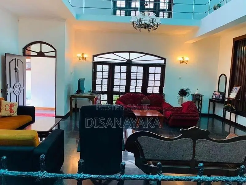 Two Storey House for Sale Battaramulla Ds 2805