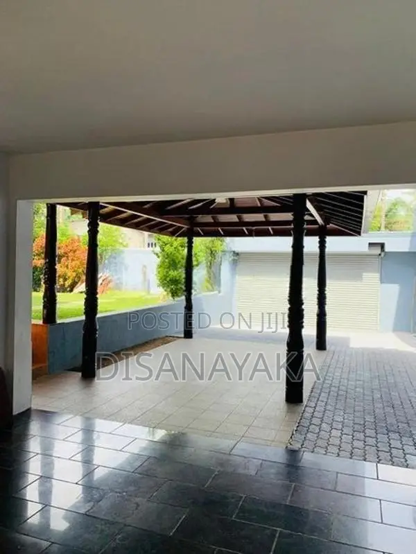 Two Storey House for Sale Battaramulla Ds 2805