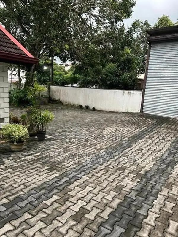 commercial Property For sale Ds44700