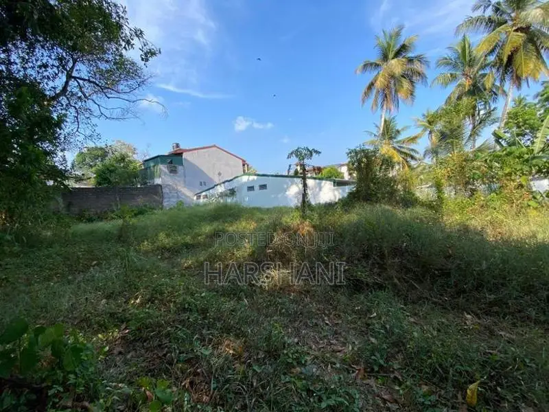 20P Superb Land at Pelawatta, Close to Administrative City Battaramull