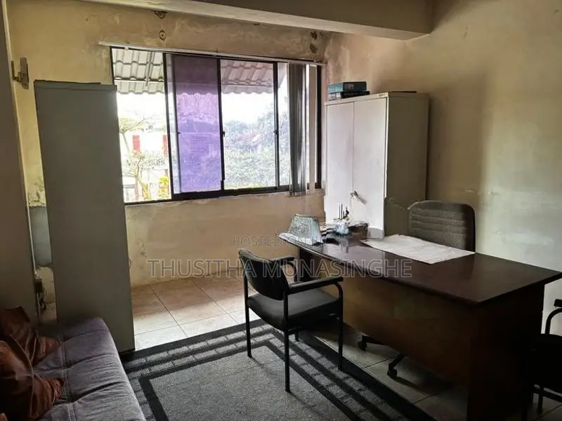 2 Bedroom Flat For Sale In Colombo 8