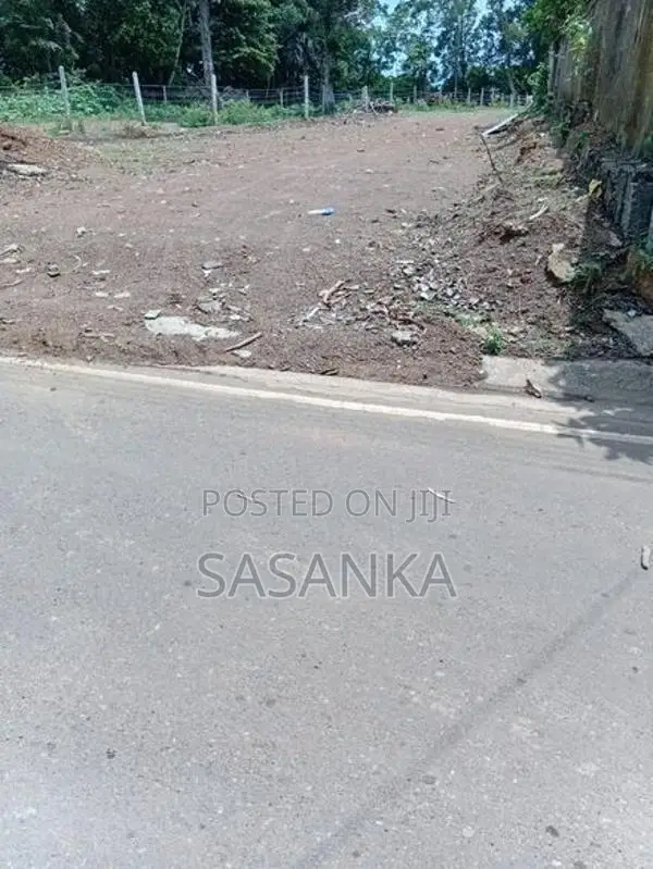 Kesbewa Halpita 30 Perches Land For Sale