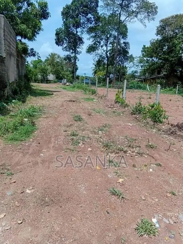 Kesbewa Halpita 30 Perches Land For Sale