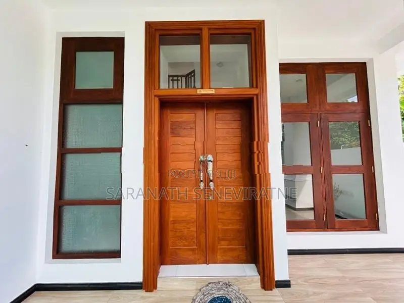 Brand New Supper Luxury House for Sale in Ja-ela, Colombo Road