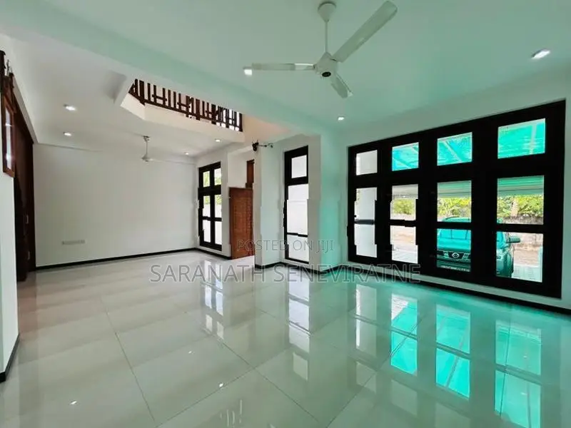 Brand New Supper Luxury House for Sale in Ja-ela, Colombo Road