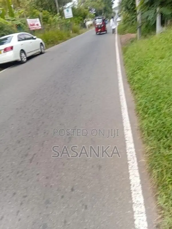 Piliyandala Kahathuduwa Polgasovita 7 Perches Land For Sale