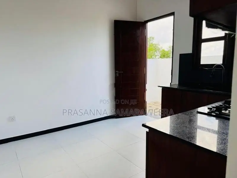 අති සුඛෝපභෝගී අලංකාර නවීනතම නිවස විකිණීමට piliyandala