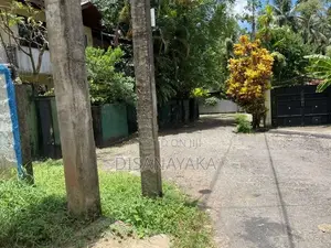 Super Land for Sale in Thalawathugoda Ds8224